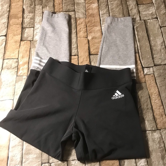 Adidas - Picture 3 of 7